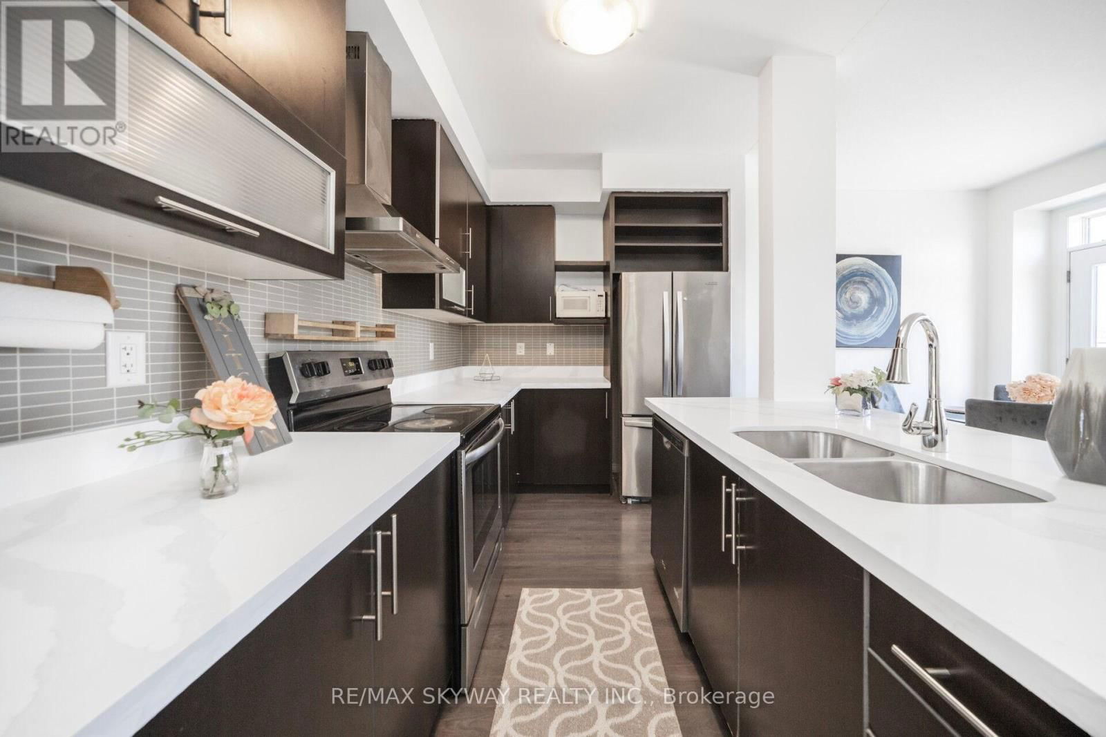 22 EDSEL ROAD Image 11