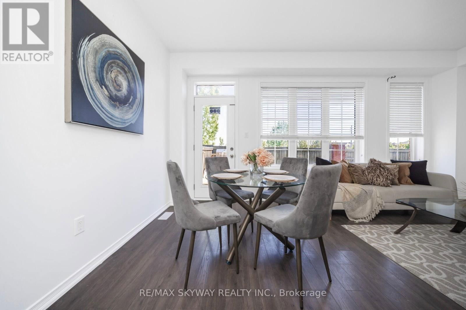 22 EDSEL ROAD Image 15