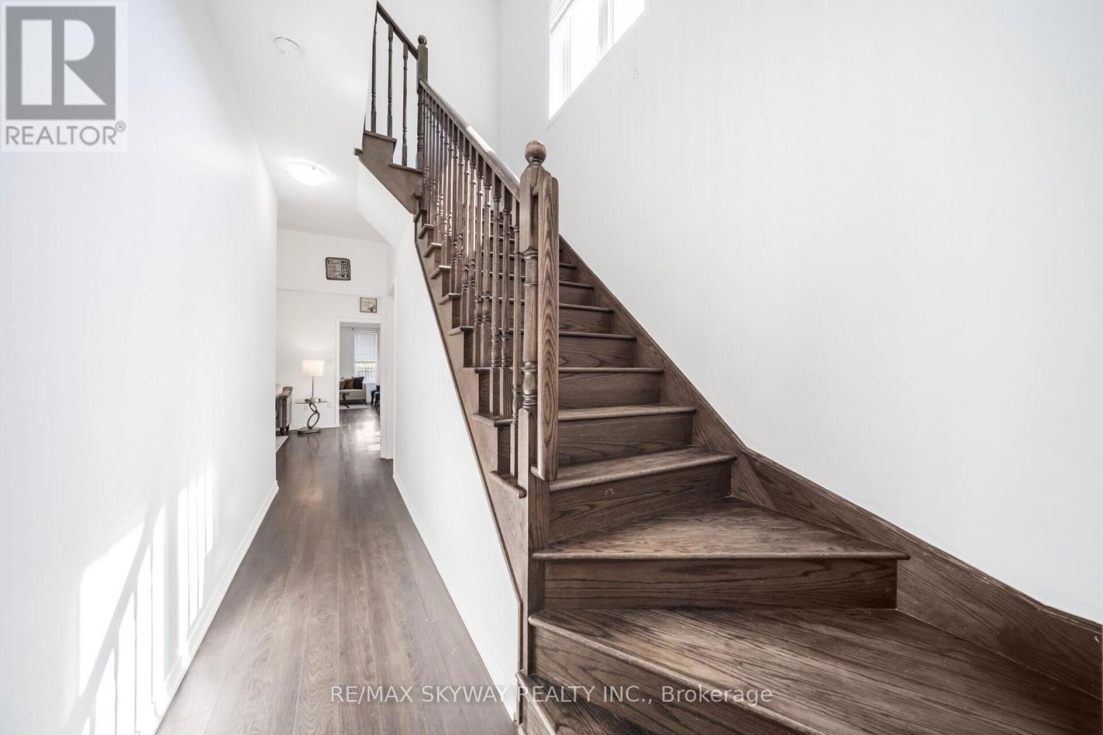 22 EDSEL ROAD Image 18
