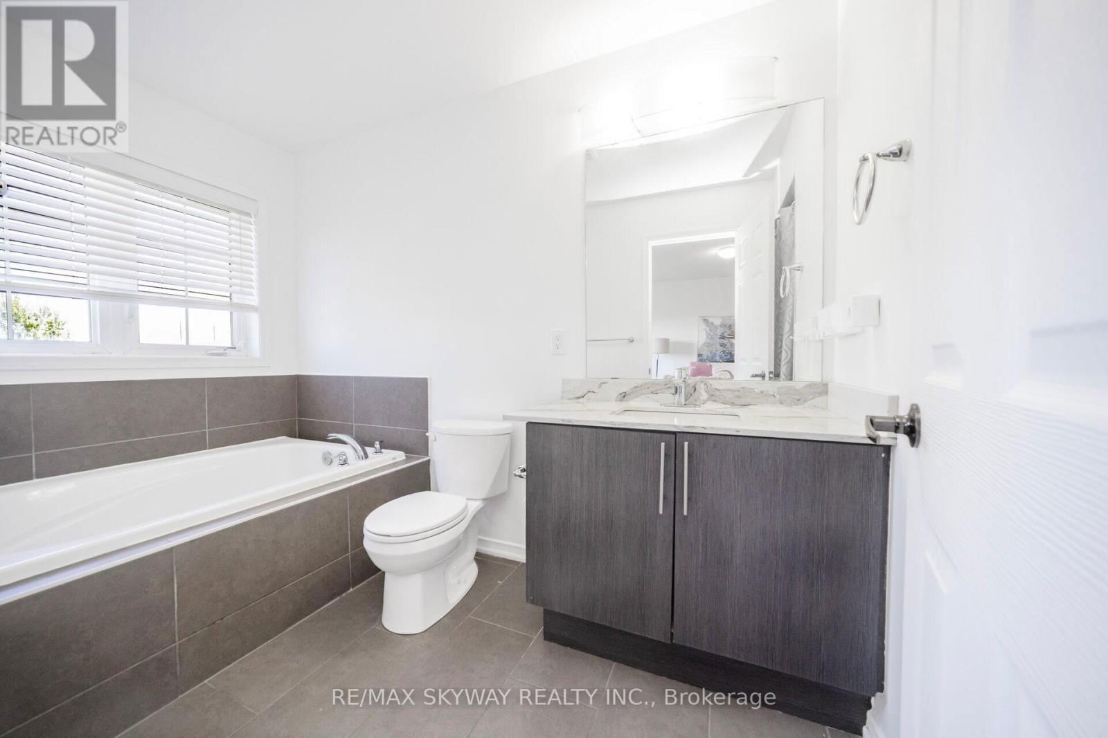 22 EDSEL ROAD Image 21