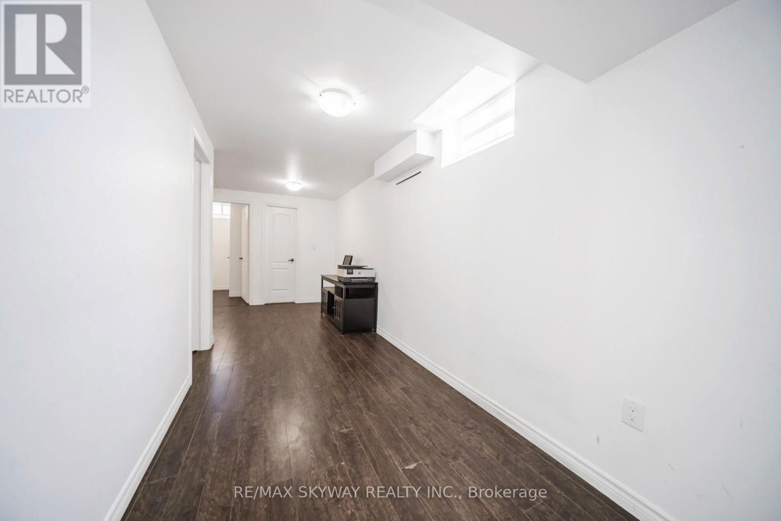 22 EDSEL ROAD Image 32