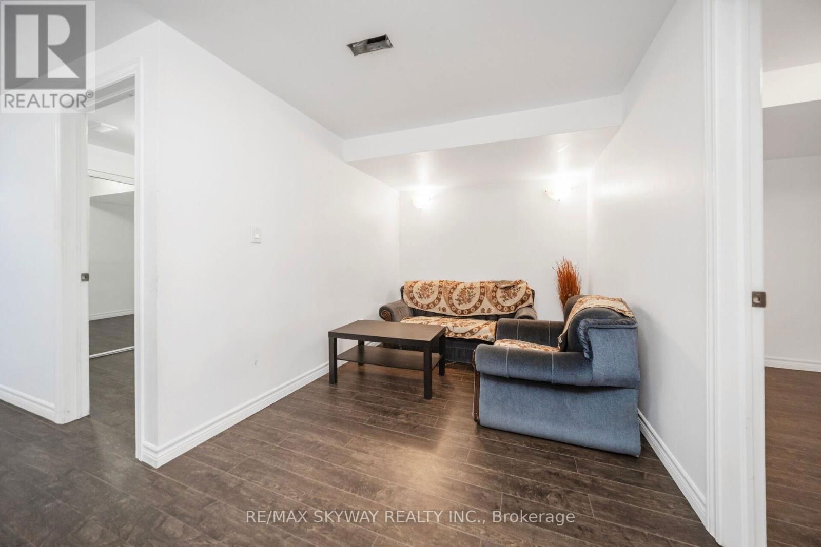 22 EDSEL ROAD Image 34