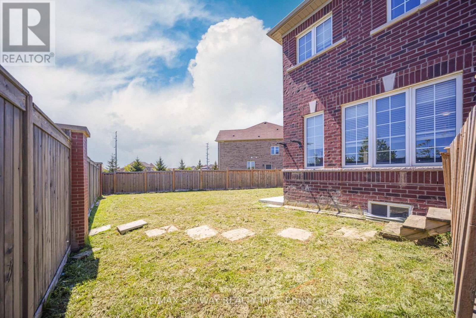 22 EDSEL ROAD Image 42