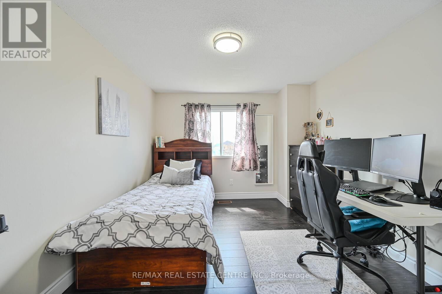 10 STALBRIDGE AVENUE Image 29