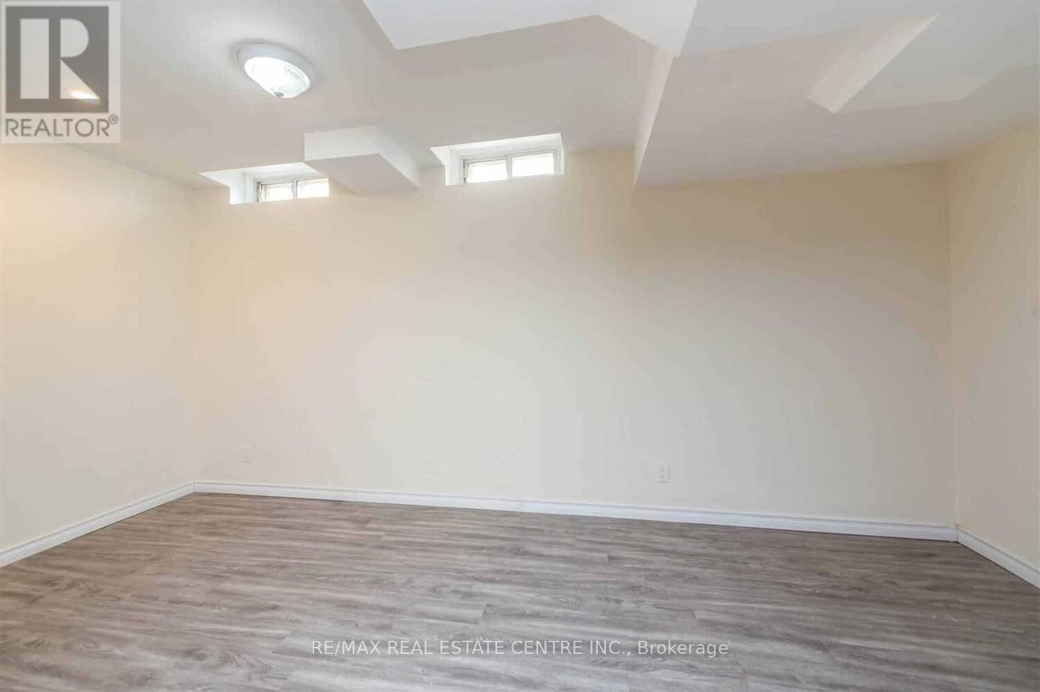10 STALBRIDGE AVENUE Image 43