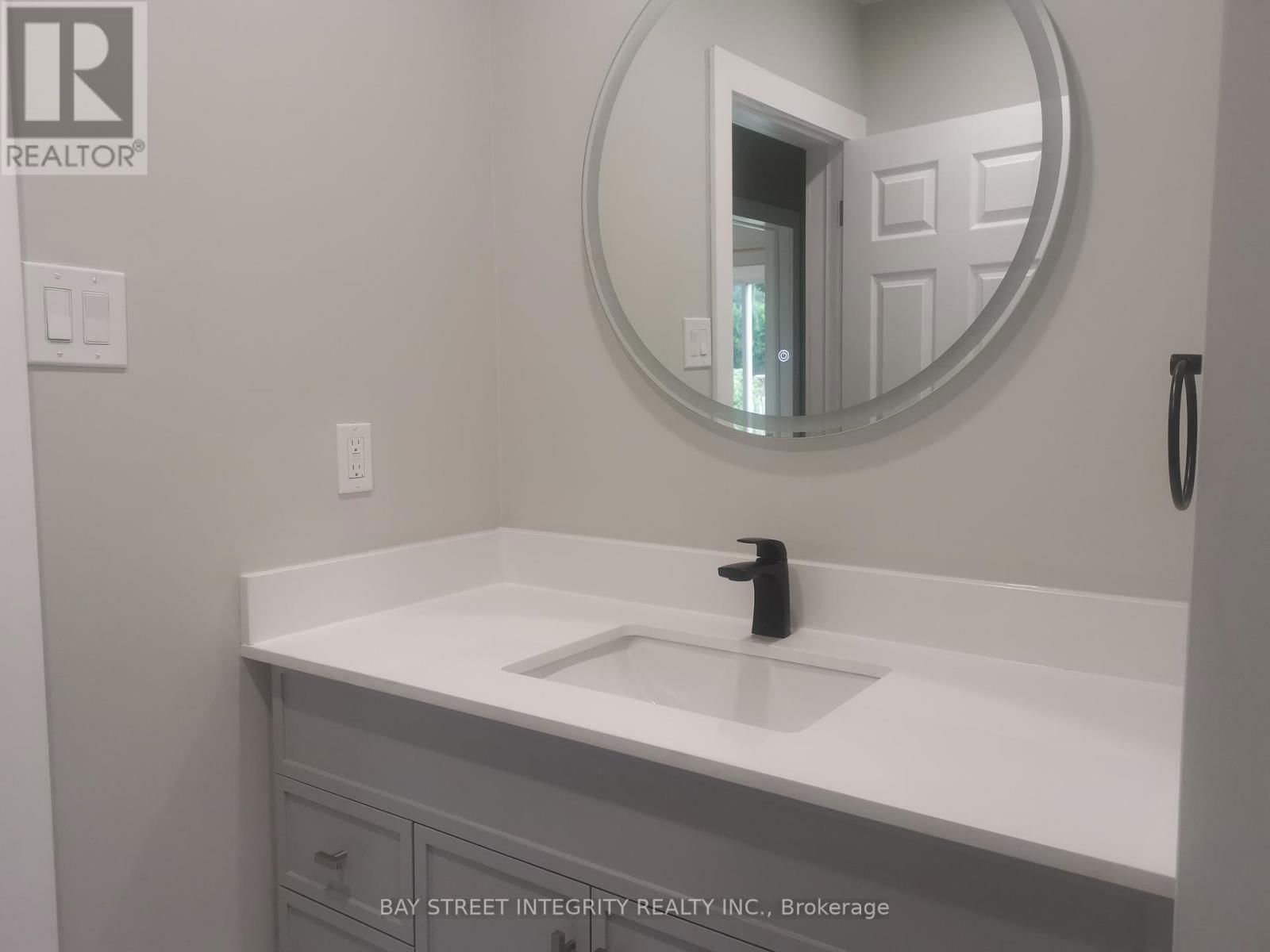 3527 REXWAY DRIVE Image 12