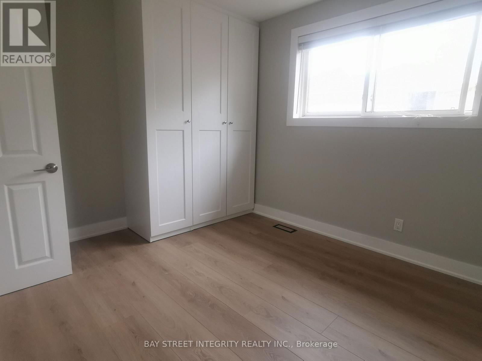 3527 REXWAY DRIVE Image 17