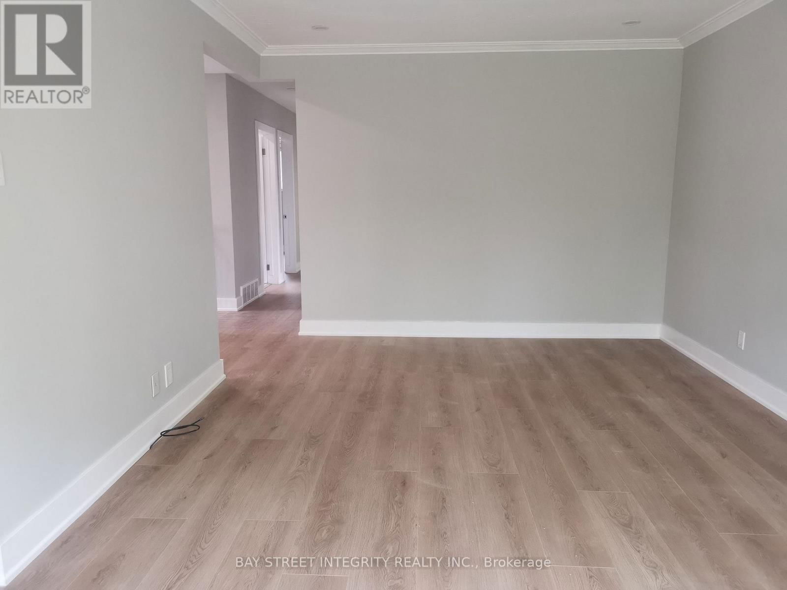 3527 REXWAY DRIVE Image 2