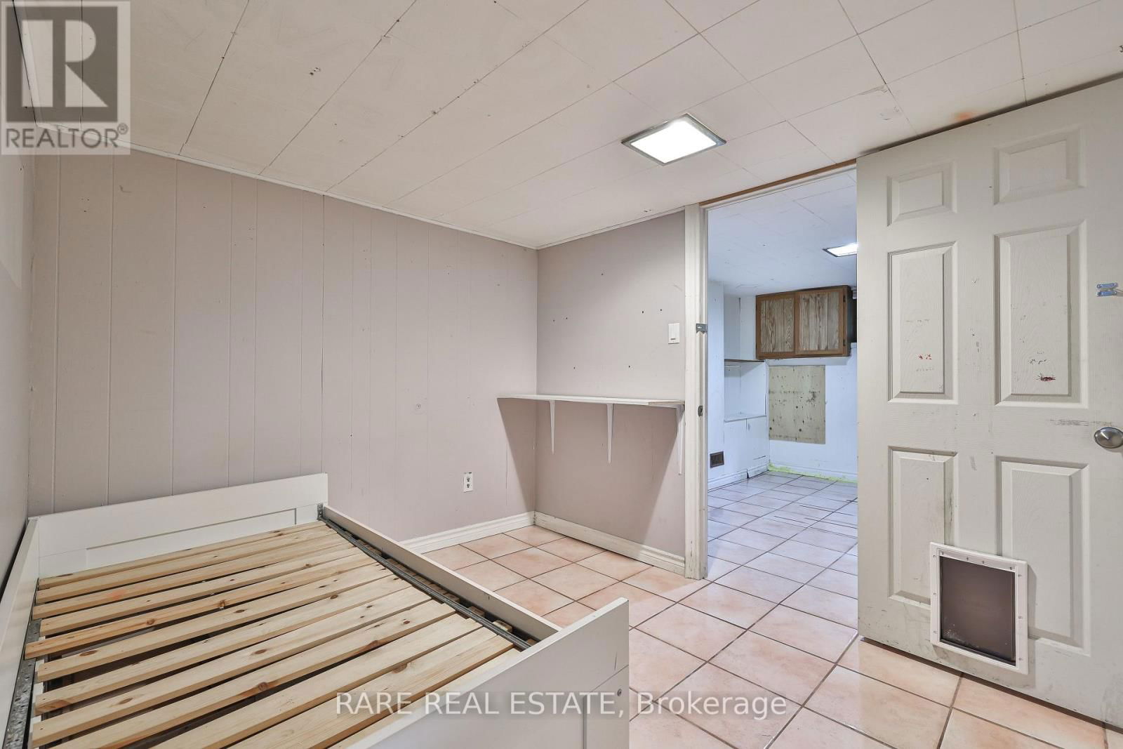 178 ANGELENE STREET Image 18