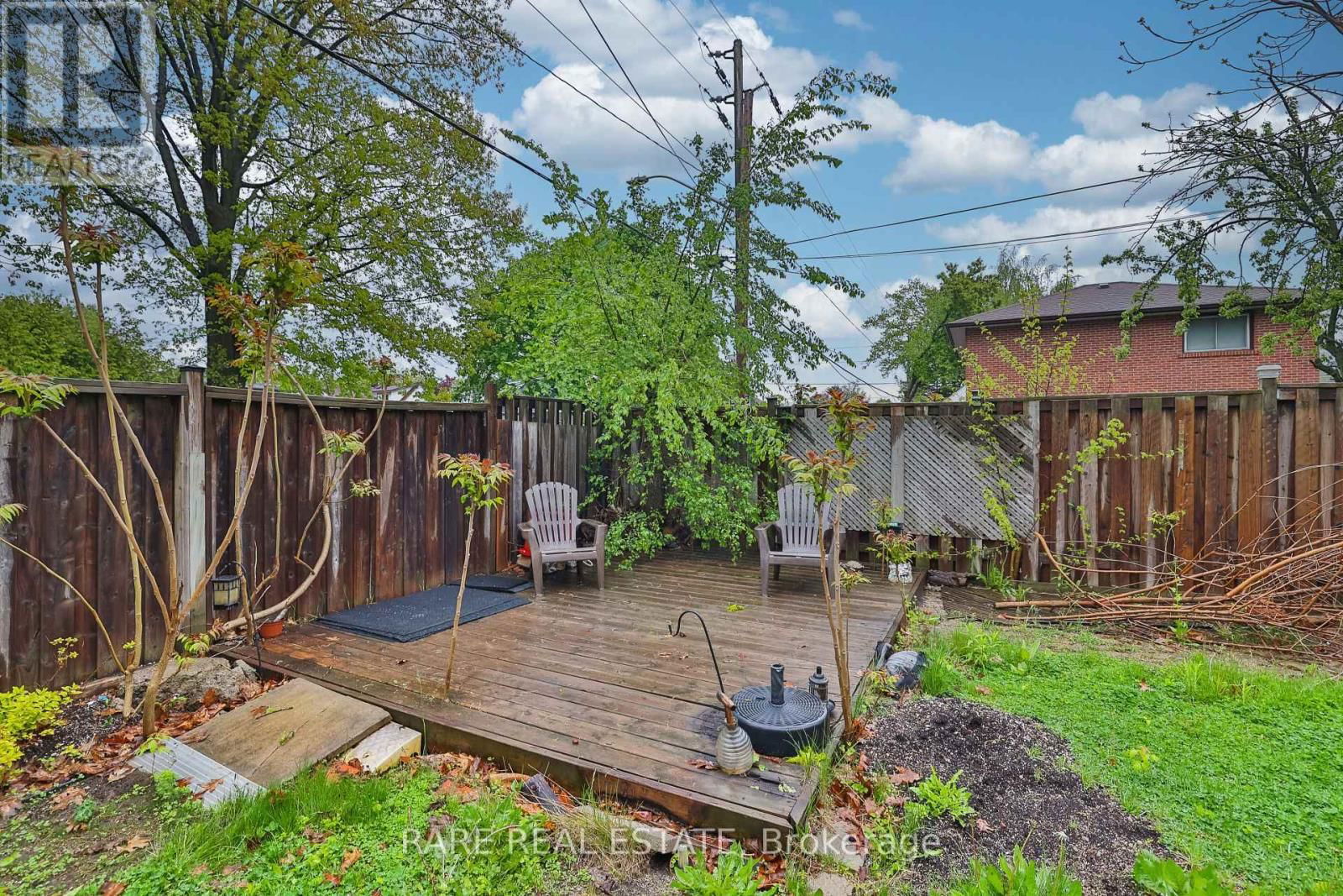178 ANGELENE STREET Image 24