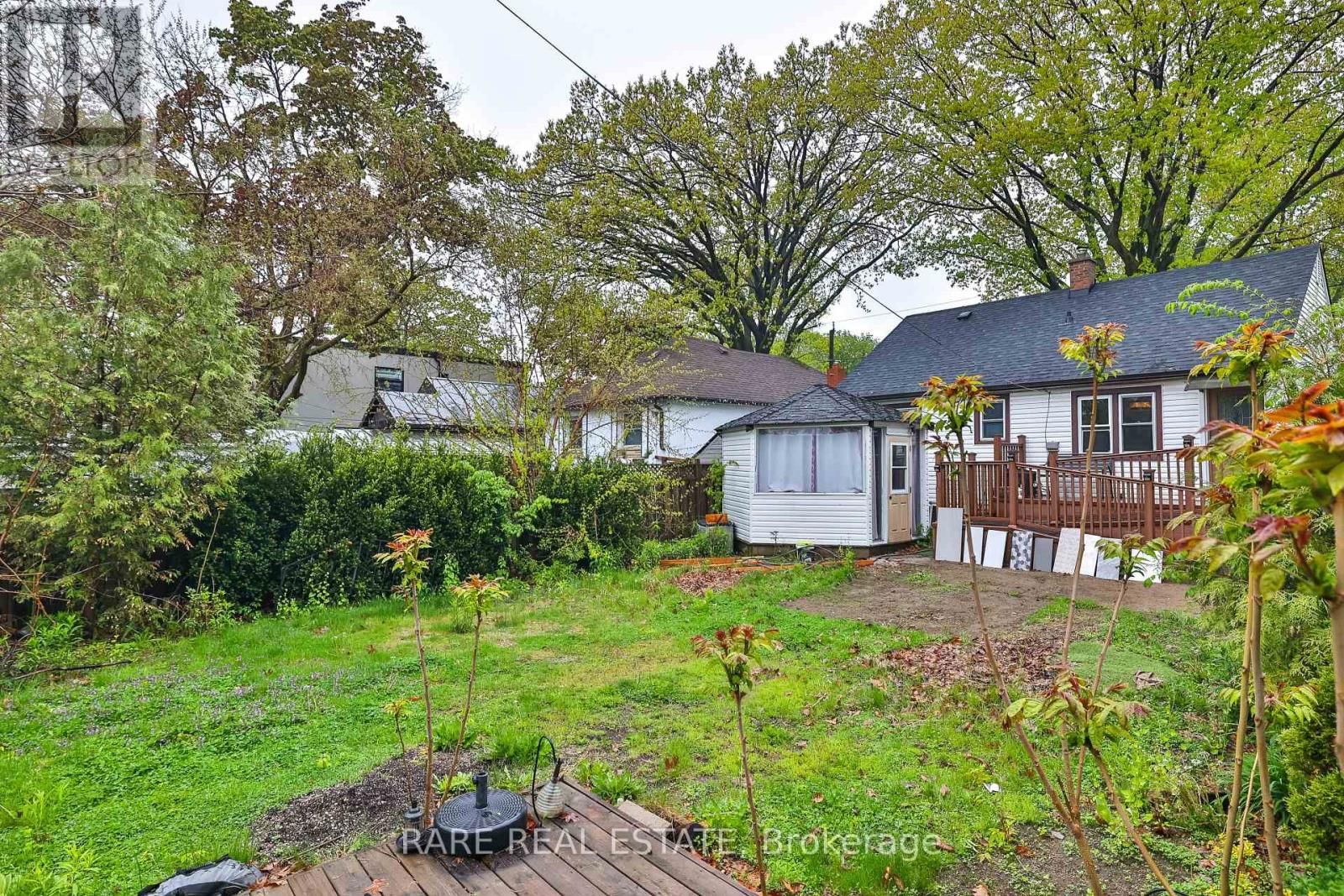 178 ANGELENE STREET Image 25