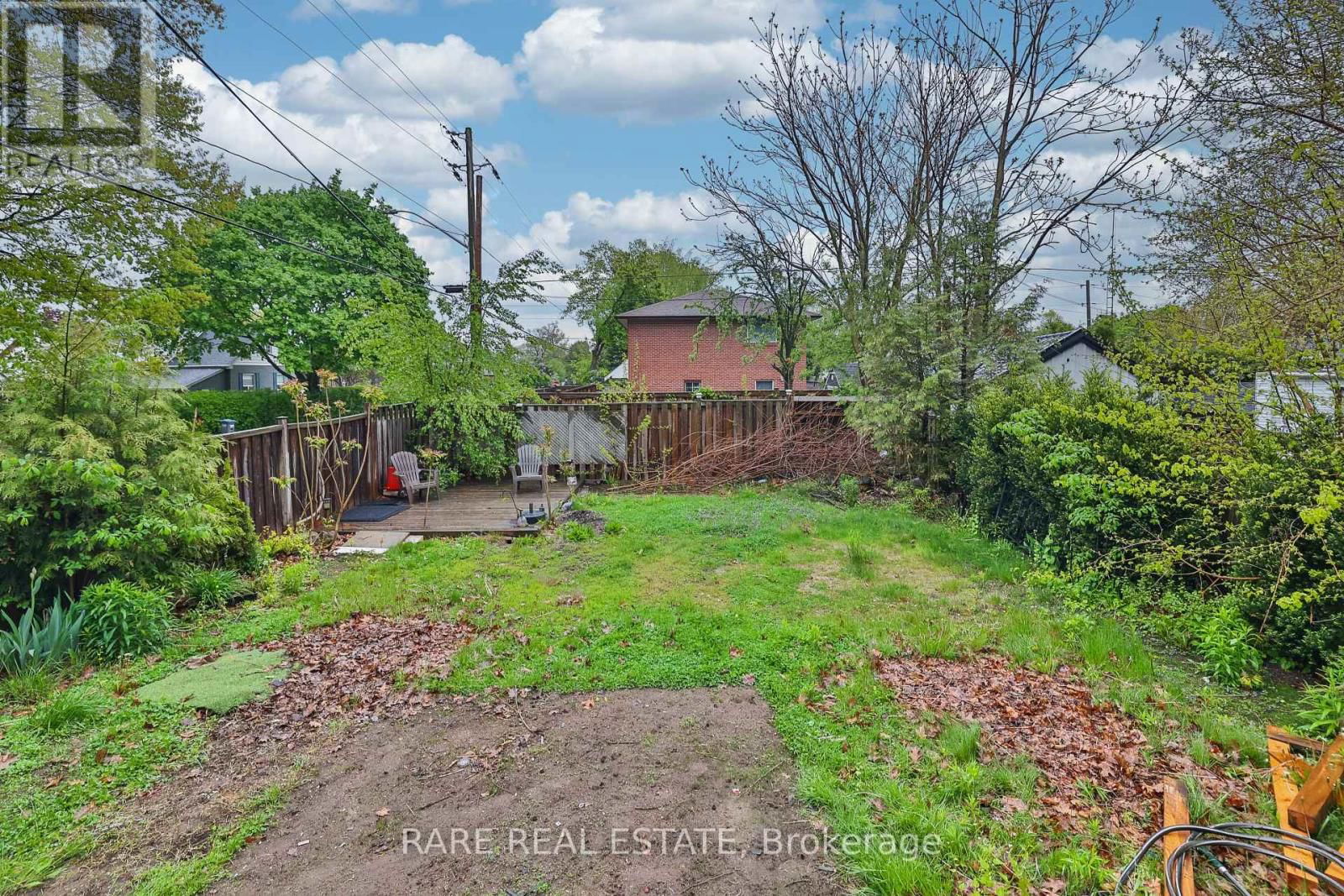 178 ANGELENE STREET Image 26