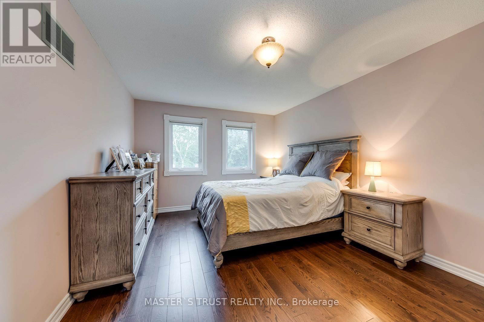 5428 EDENCROFT CRESCENT Image 24