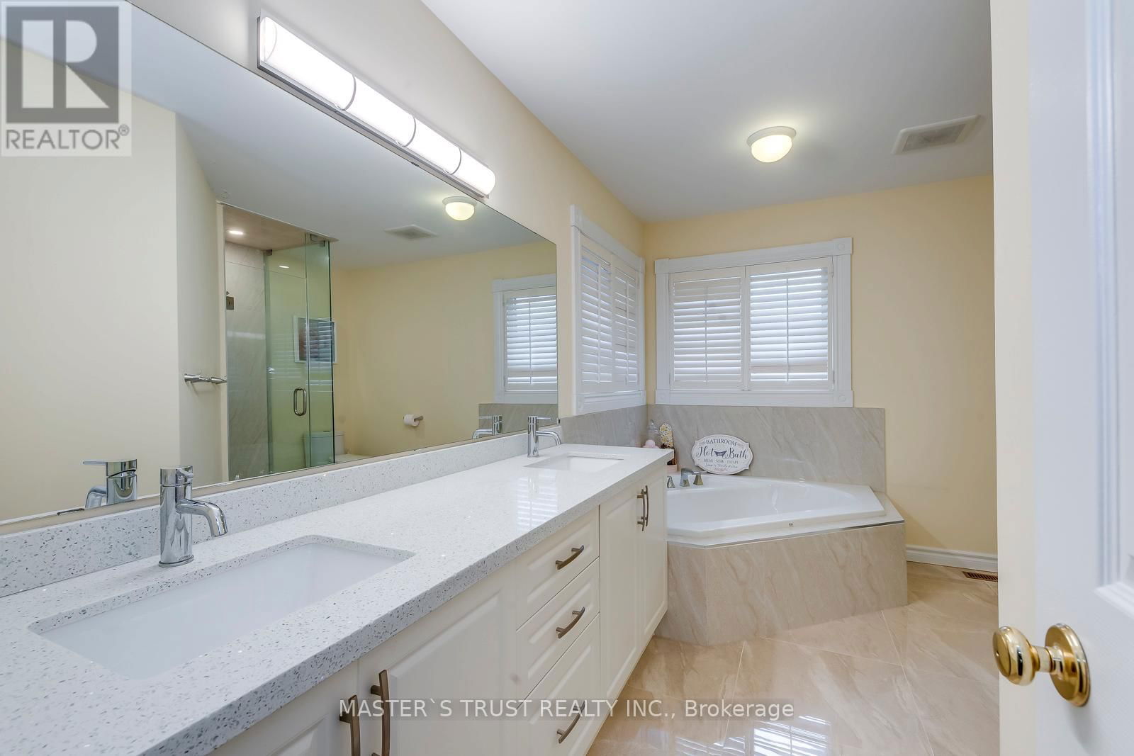 5428 EDENCROFT CRESCENT Image 26