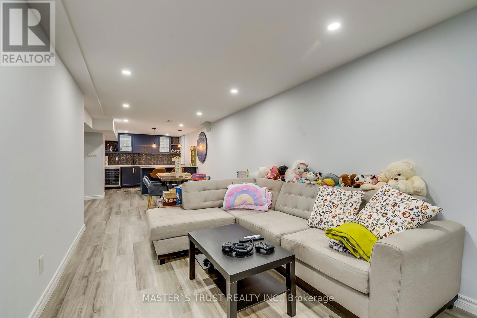 5428 EDENCROFT CRESCENT Image 40