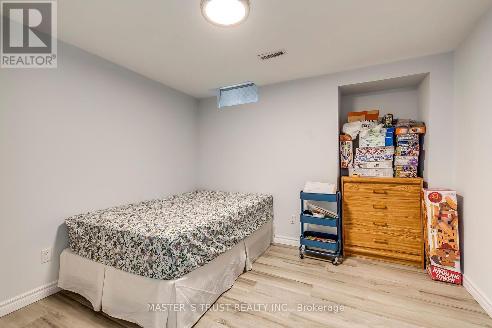 5428 EDENCROFT CRESCENT Image 42