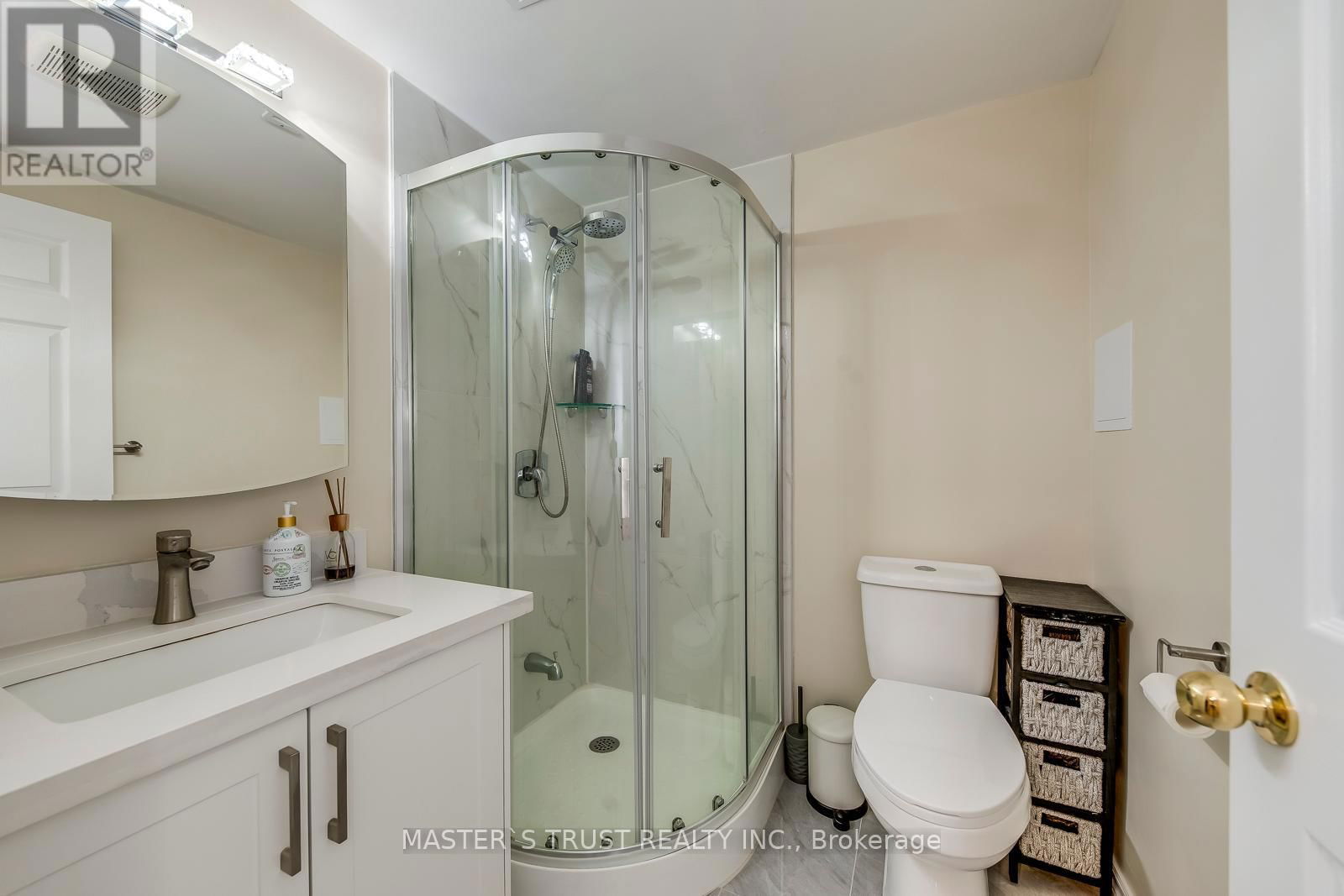 5428 EDENCROFT CRESCENT Image 44
