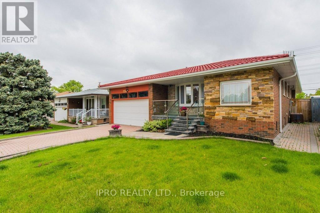 1239 SILVER SPEAR ROAD Image 3