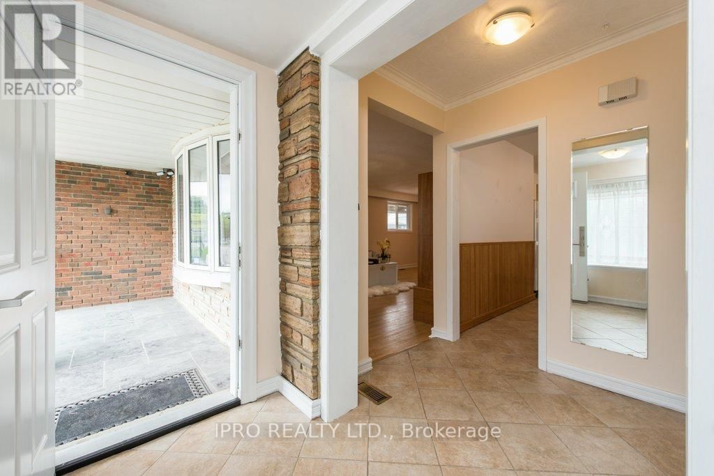 1239 SILVER SPEAR ROAD Image 6