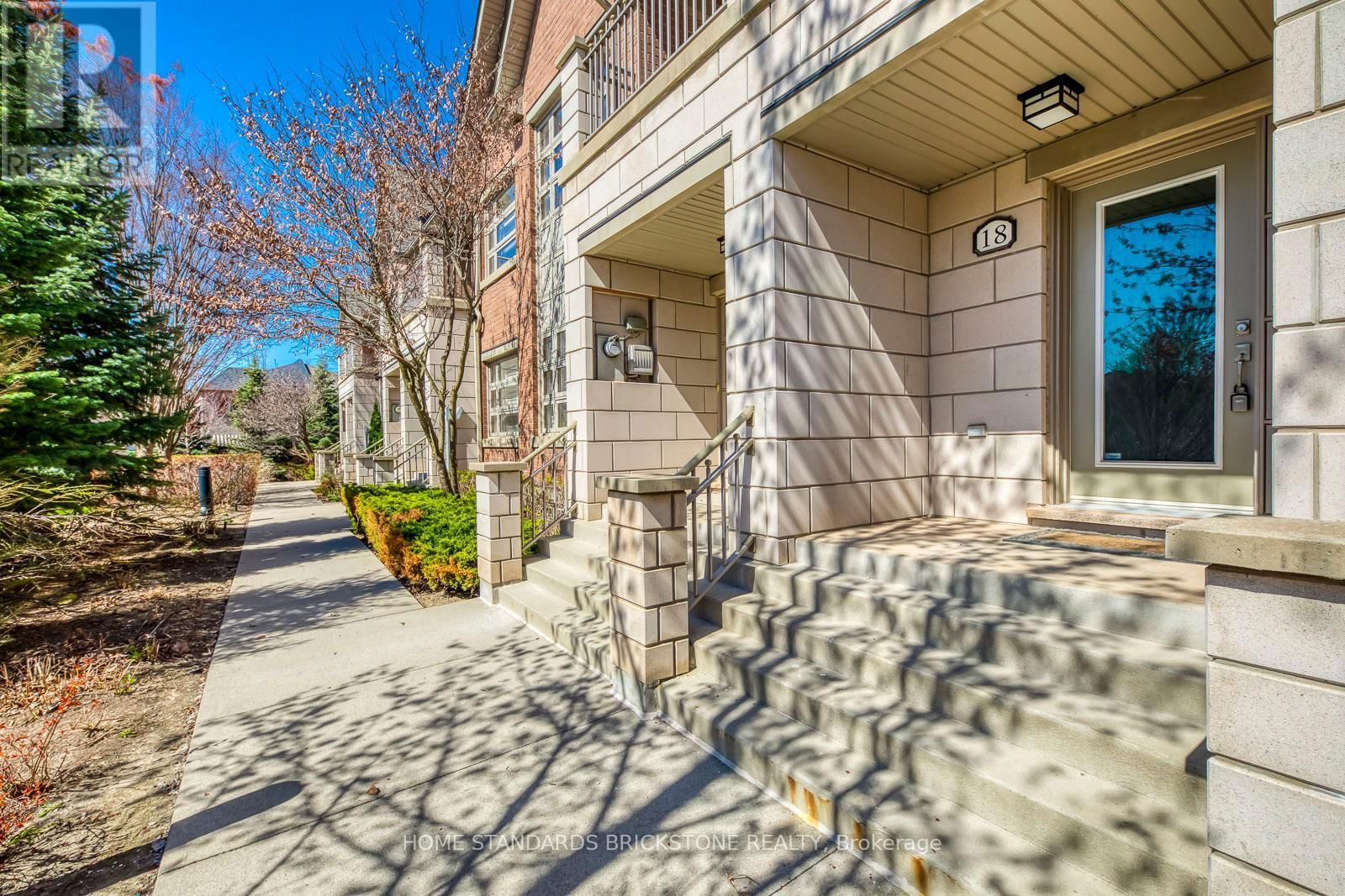18 - 2460 PRINCE MICHAEL DRIVE Image 16