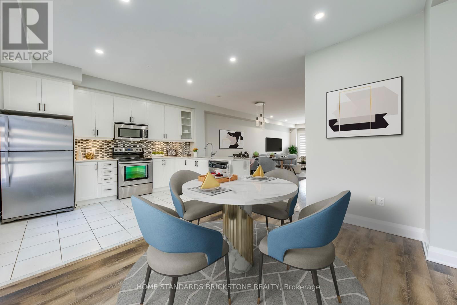 18 - 2460 PRINCE MICHAEL DRIVE Image 3