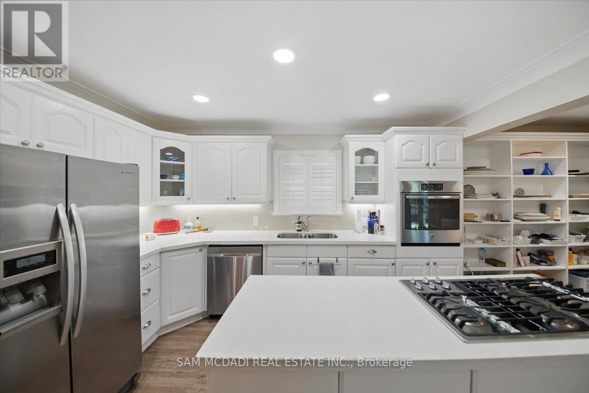 81 CHISHOLM STREET Image 10