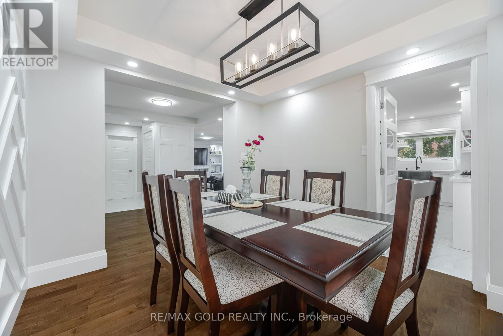 8 FOXMERE ROAD Image 7