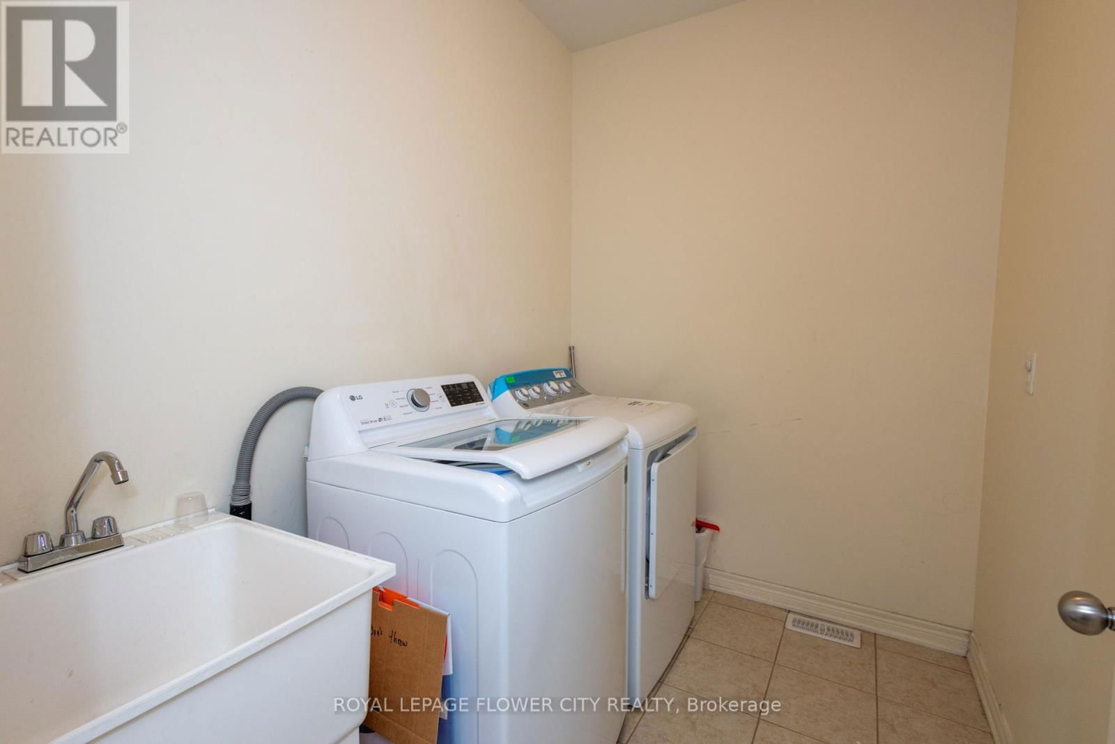 19 PRIMO ROAD Image 38