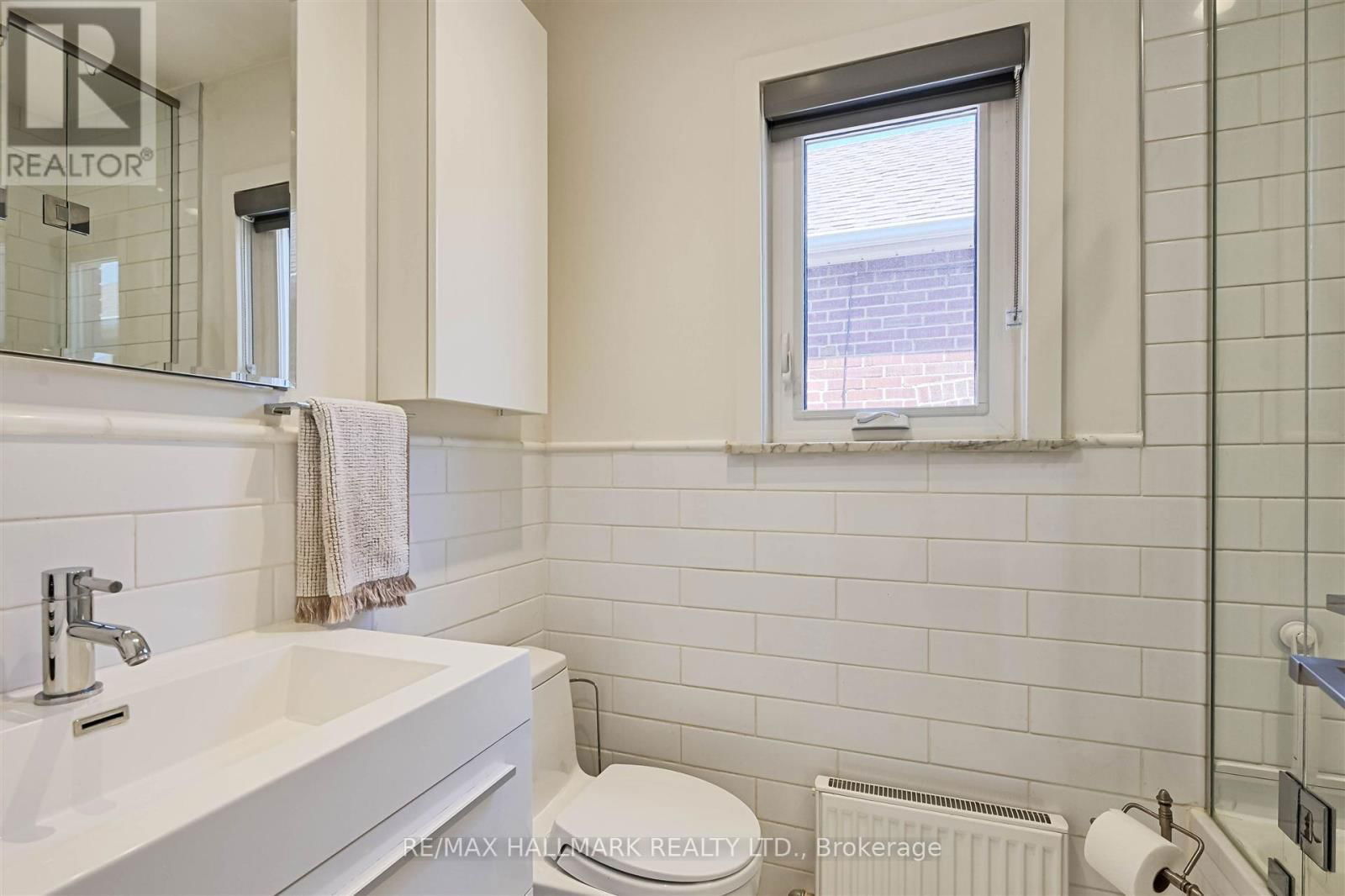 479 RIDELLE AVENUE Image 14