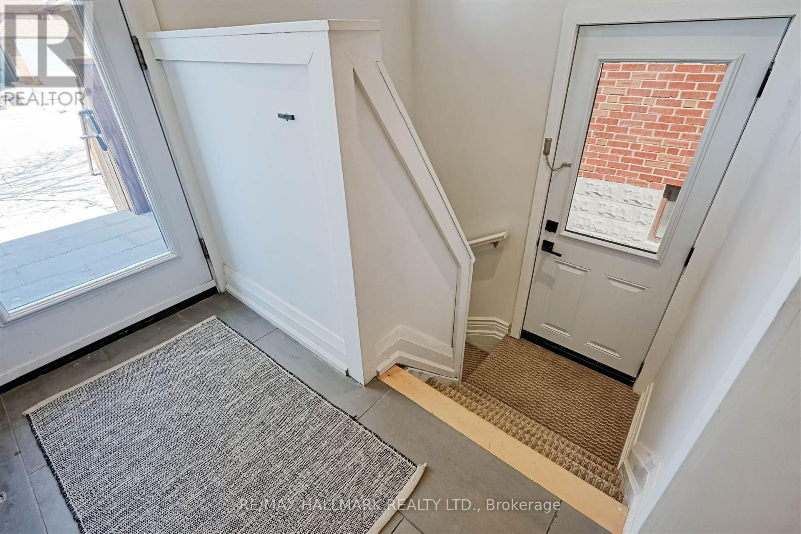 479 RIDELLE AVENUE Image 15