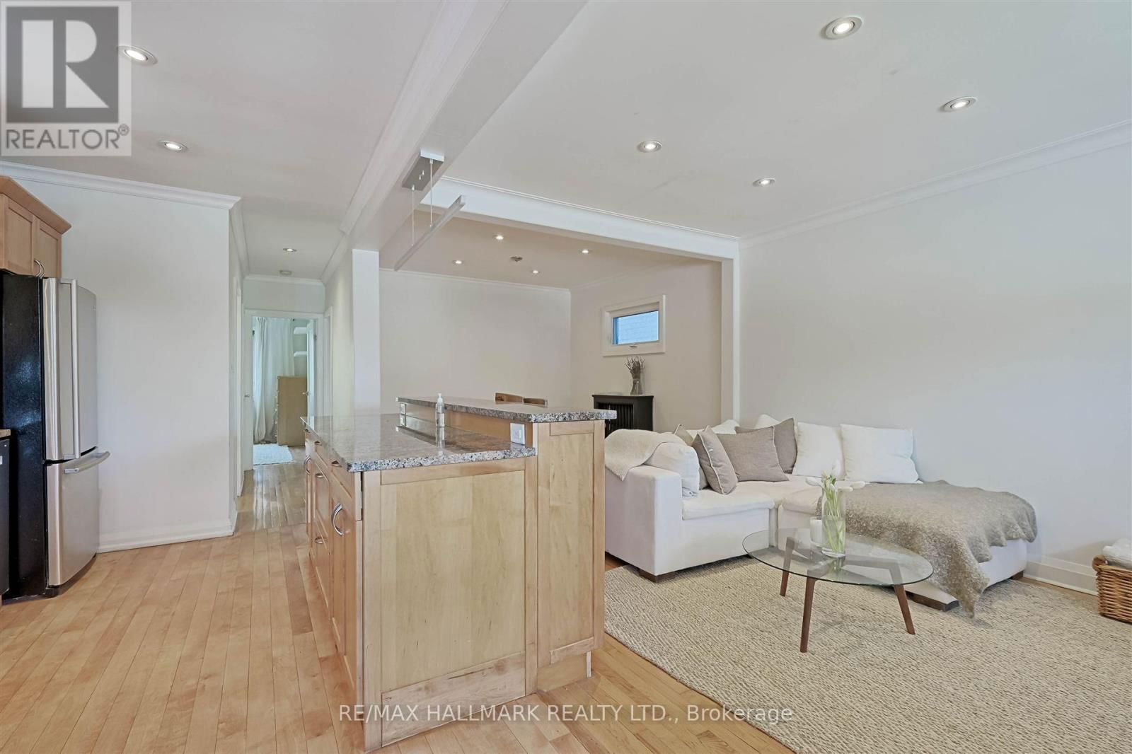 479 RIDELLE AVENUE Image 4