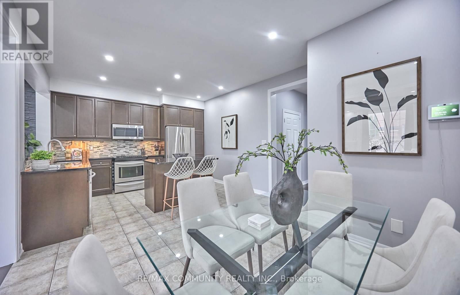 96 KENDALL DRIVE Image 13