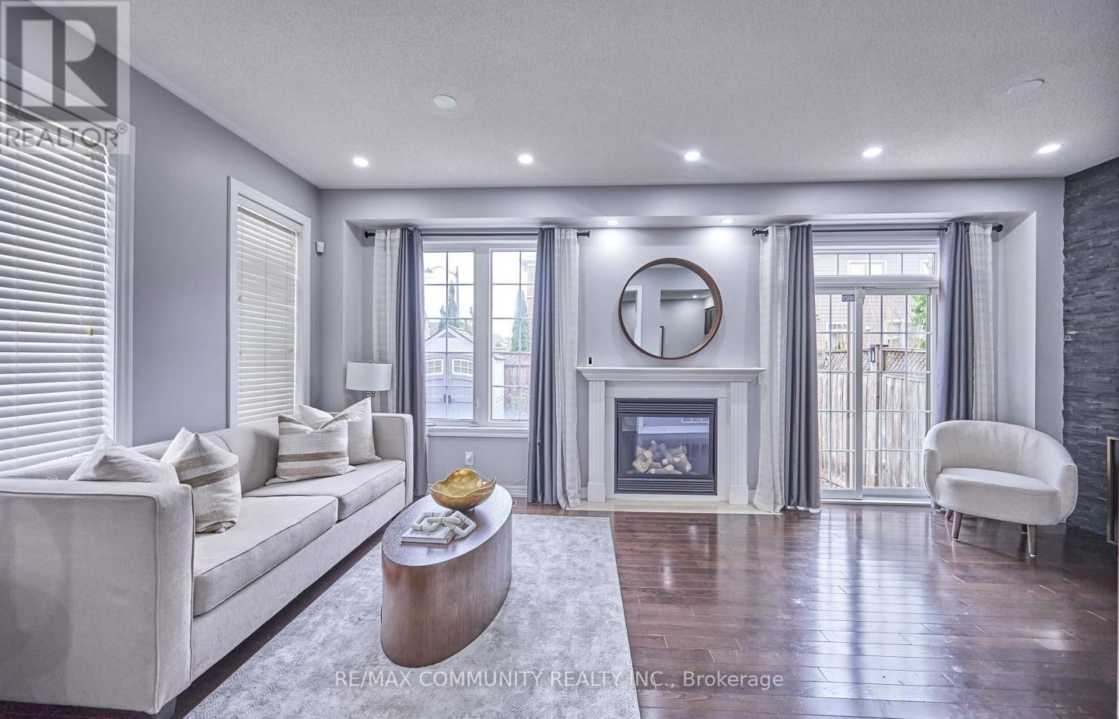 96 KENDALL DRIVE Image 18