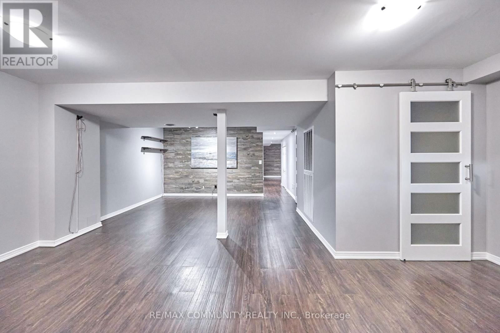 96 KENDALL DRIVE Image 23