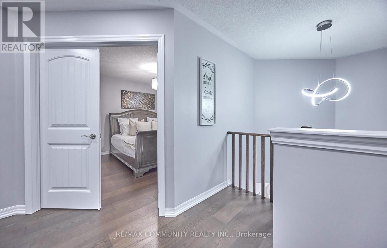 96 KENDALL DRIVE Image 30