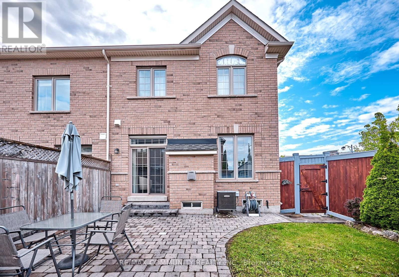 96 KENDALL DRIVE Image 47