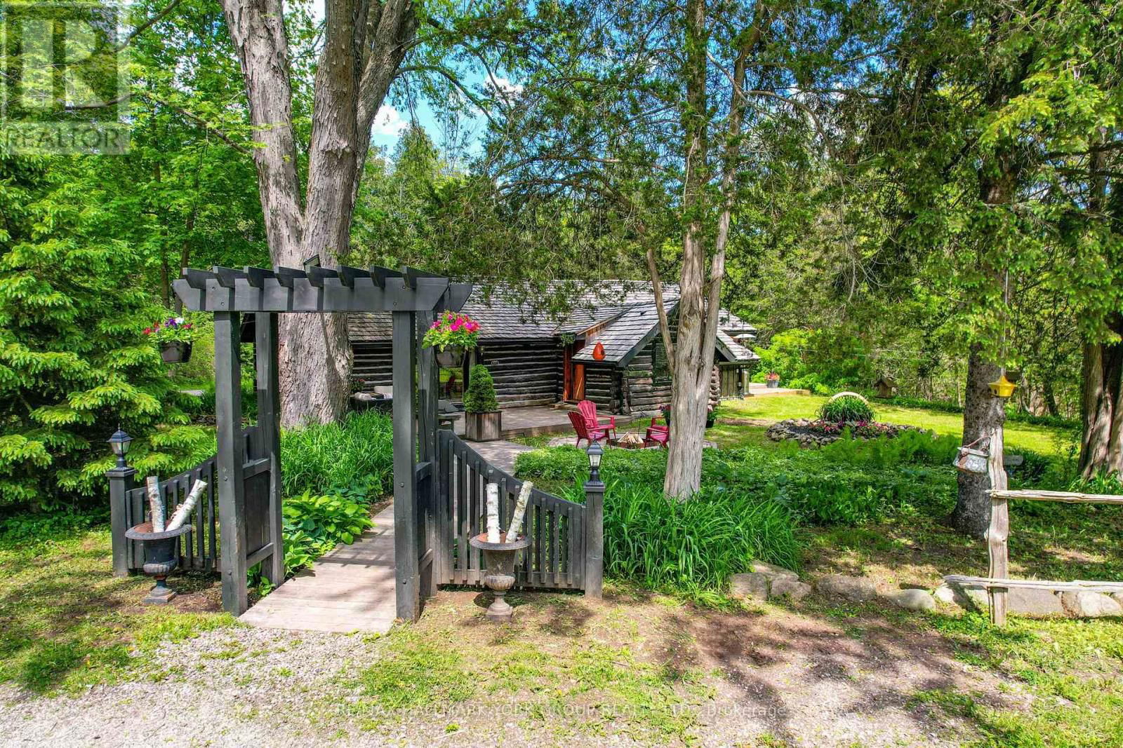 16590 HURONTARIO STREET Image 3