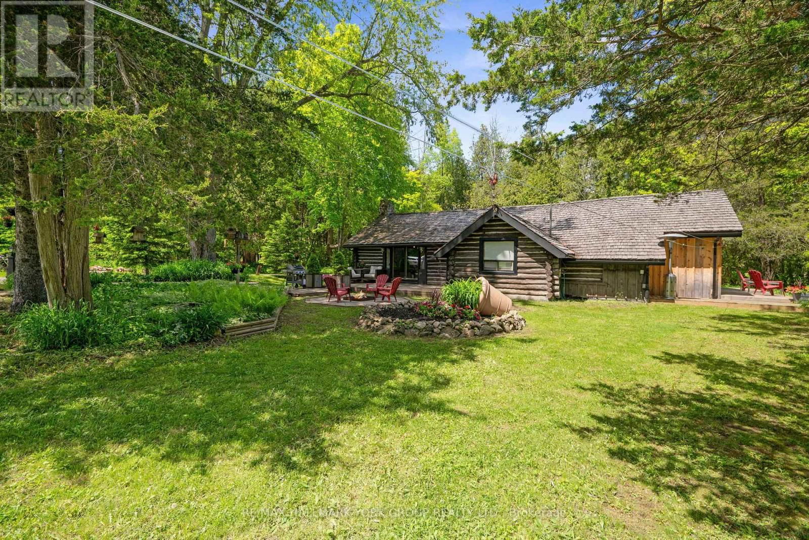 16590 HURONTARIO STREET Image 4