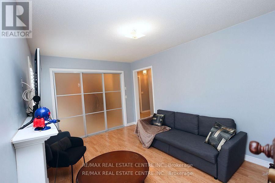 120 BELLCHASE TRAIL Image 12