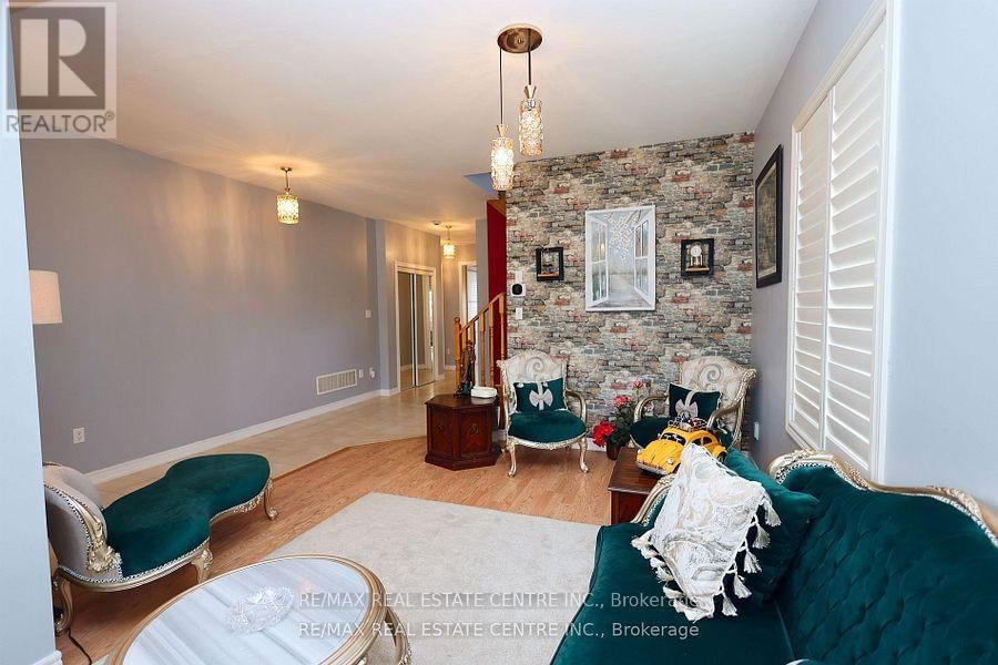 120 BELLCHASE TRAIL Image 14