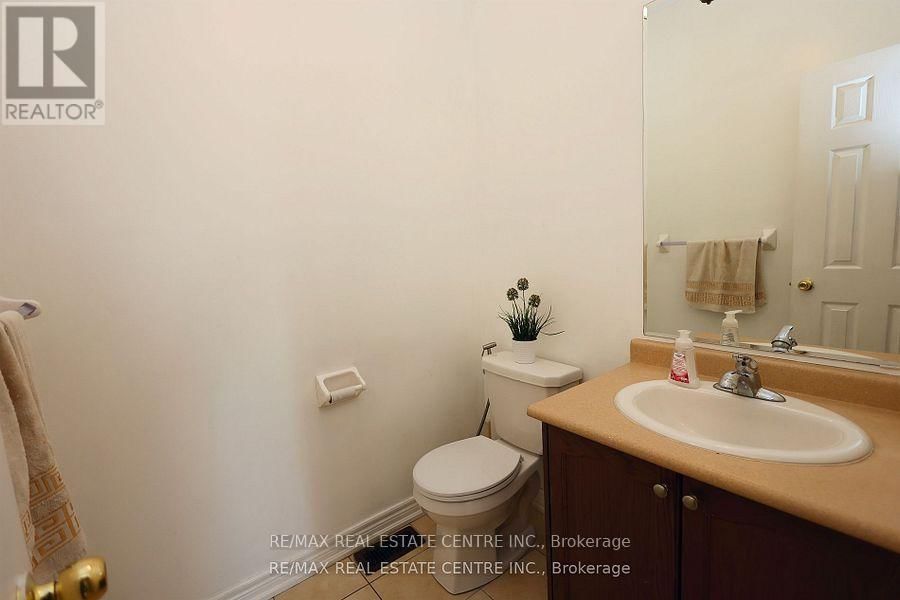 120 BELLCHASE TRAIL Image 18