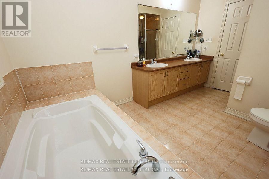 120 BELLCHASE TRAIL Image 24