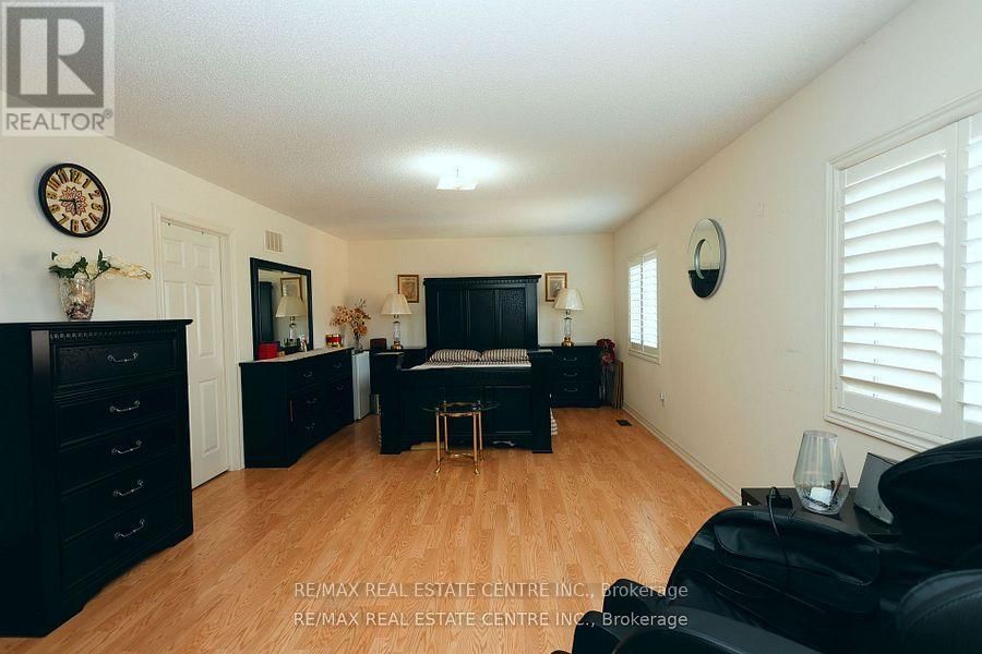 120 BELLCHASE TRAIL Image 25