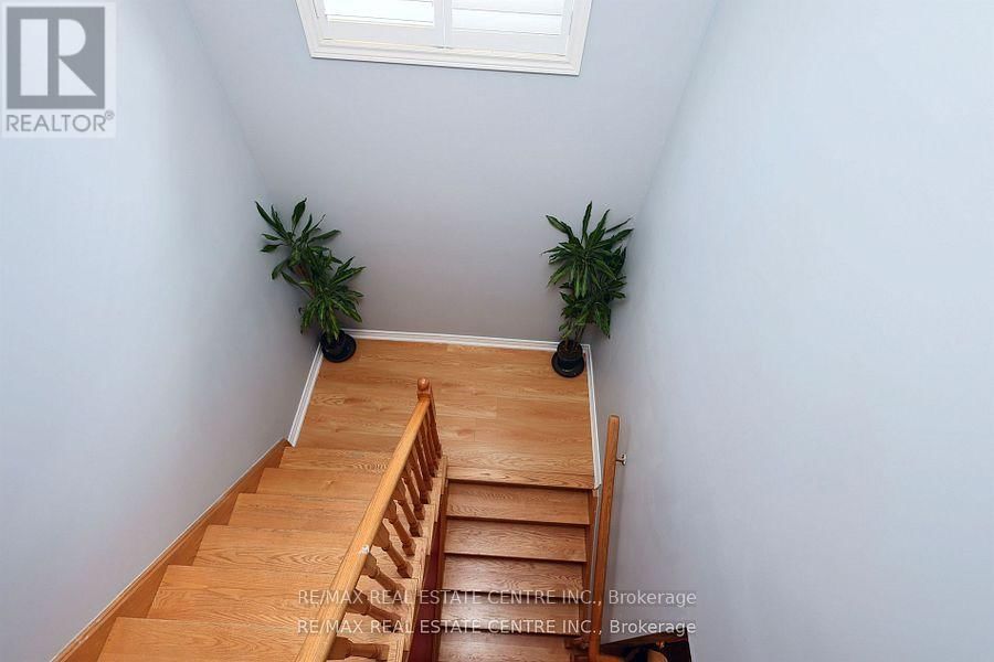 120 BELLCHASE TRAIL Image 29