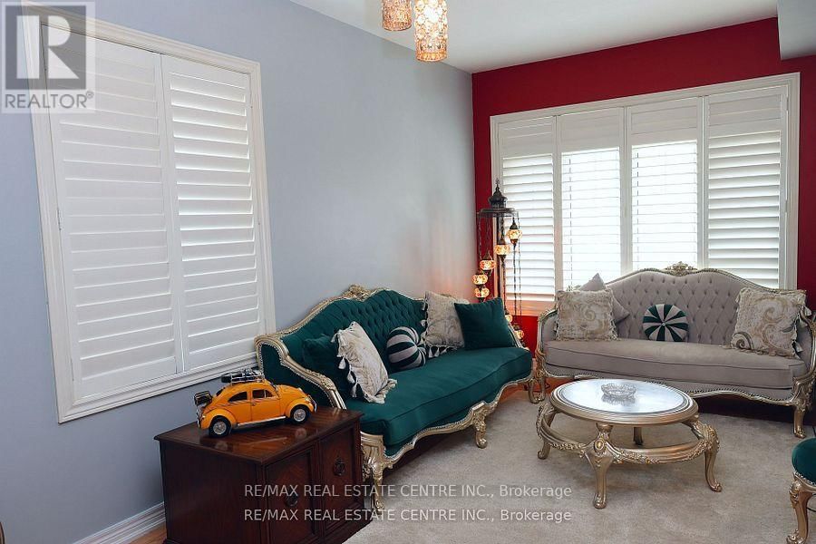 120 BELLCHASE TRAIL Image 3