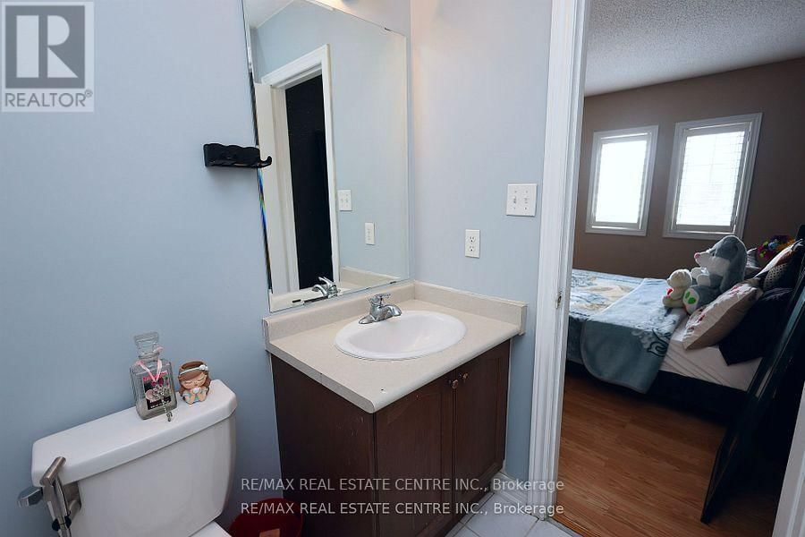 120 BELLCHASE TRAIL Image 36