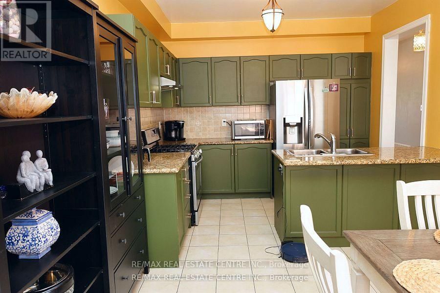 120 BELLCHASE TRAIL Image 7