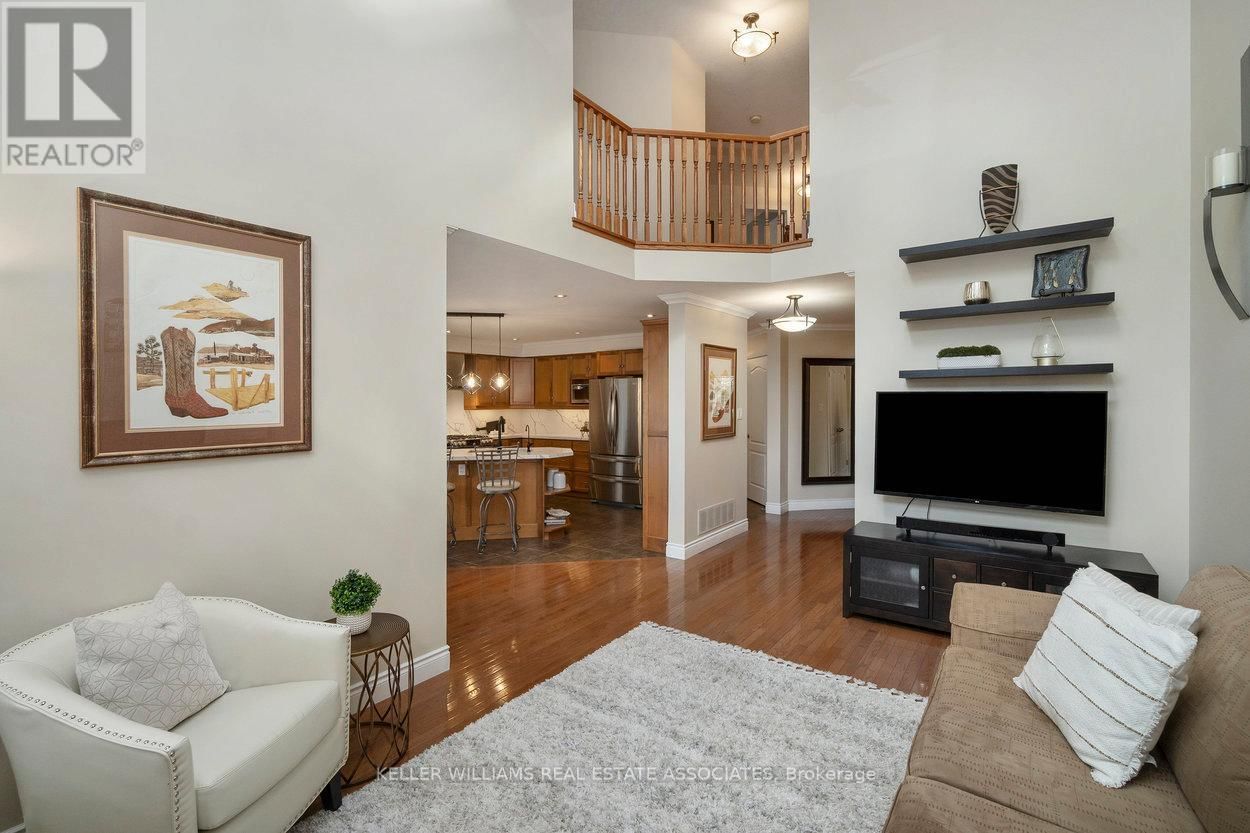 10 MEADOWGLEN BOULEVARD Image 8