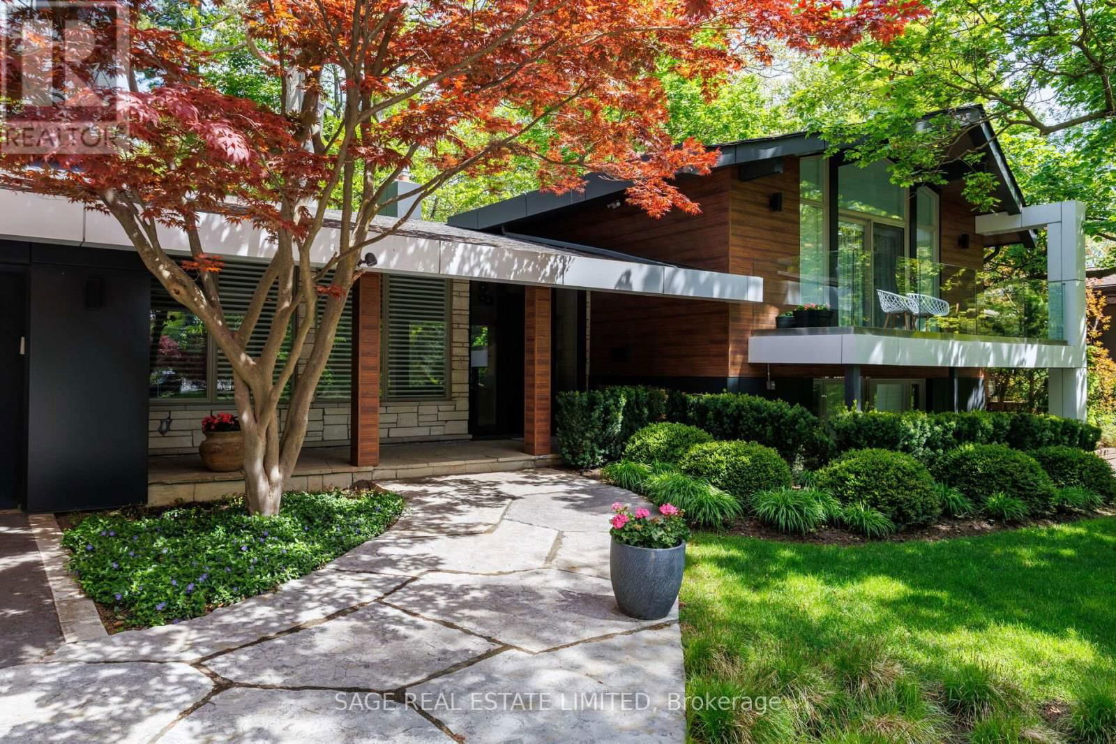 16 RIPPLEWOOD ROAD Image 1