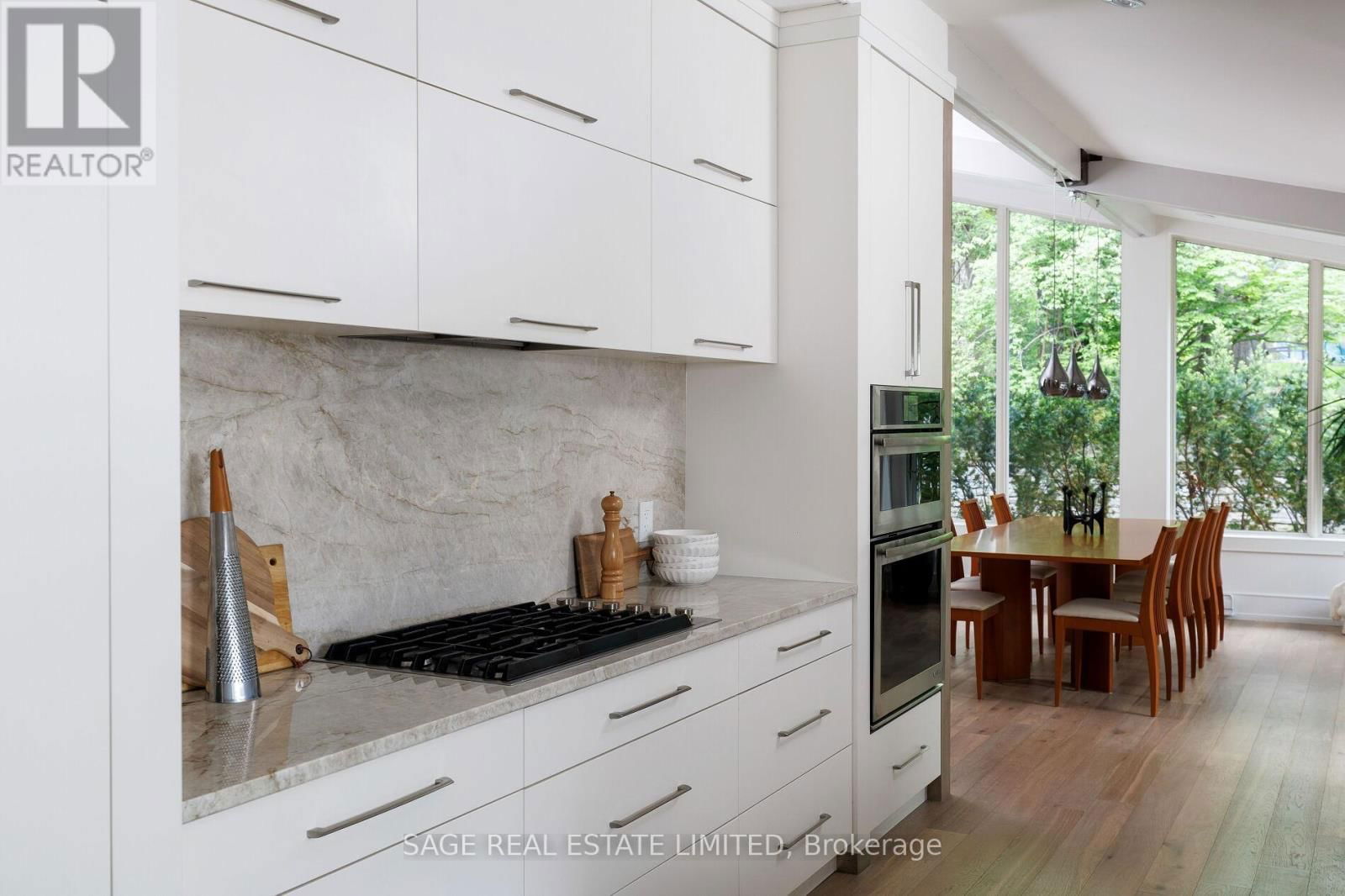 16 RIPPLEWOOD ROAD Image 18